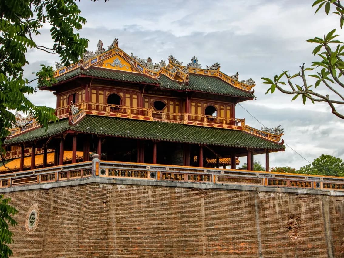 DIA 5: HUE – TOUR DE LA CIUDAD (D/-/-)