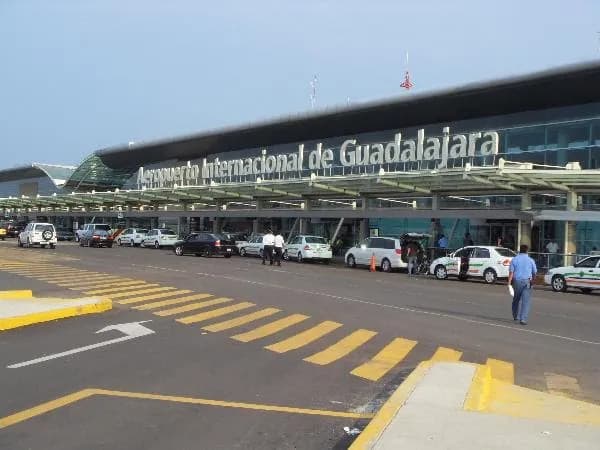 GUADALAJARA - Regreso