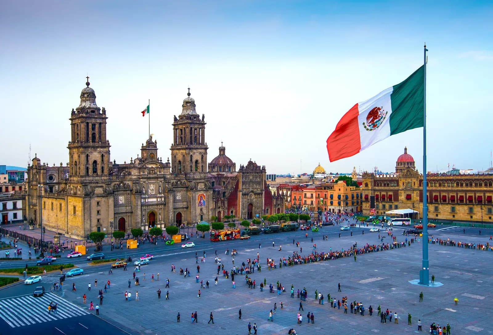 México DF. CITY TOUR + XOCHIMILCO