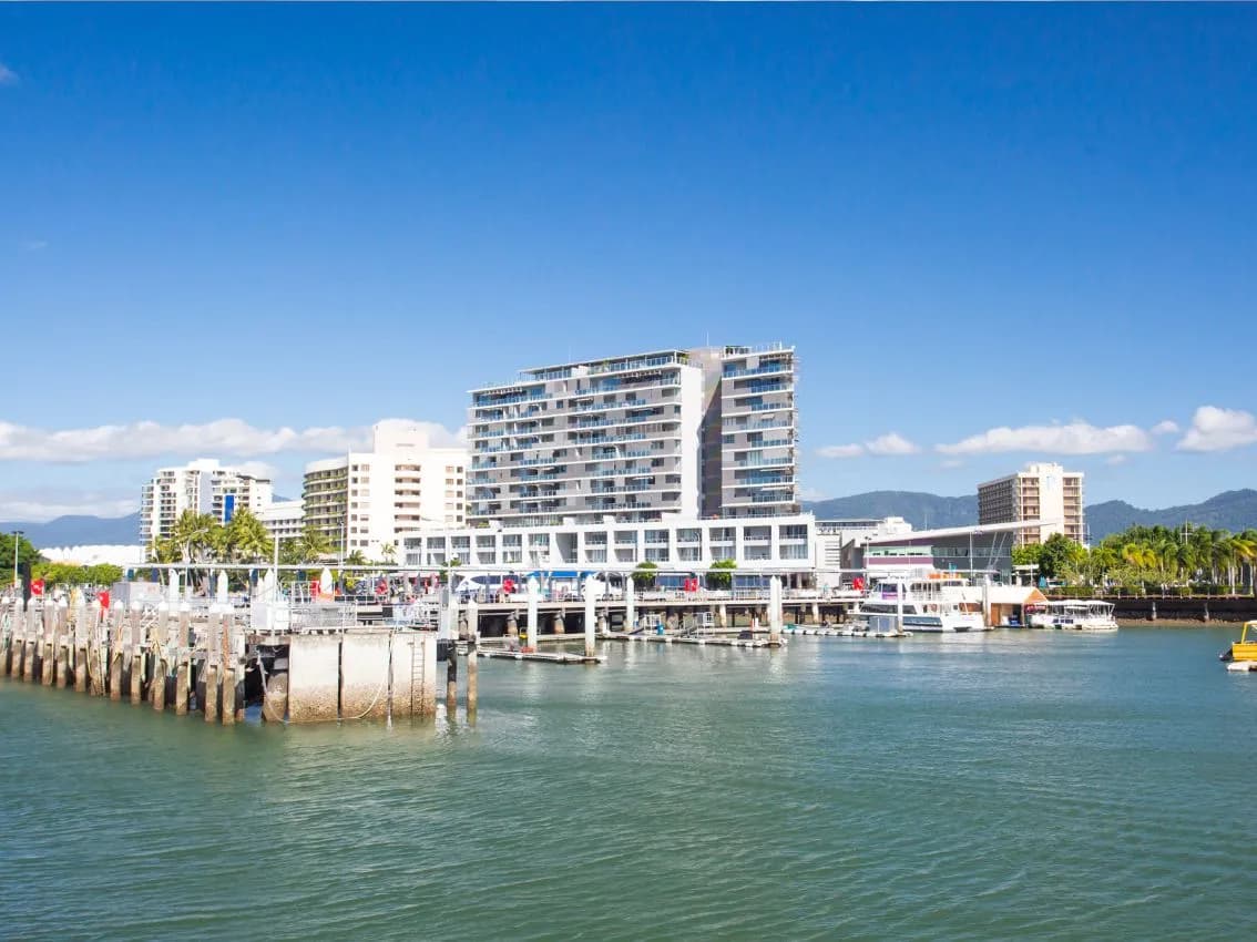 MELBOURNE – CAIRNS