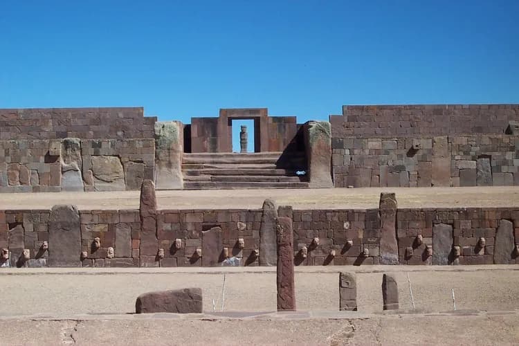 La Paz - Recibimiento - EXCURSIÓN A TIWANAKU