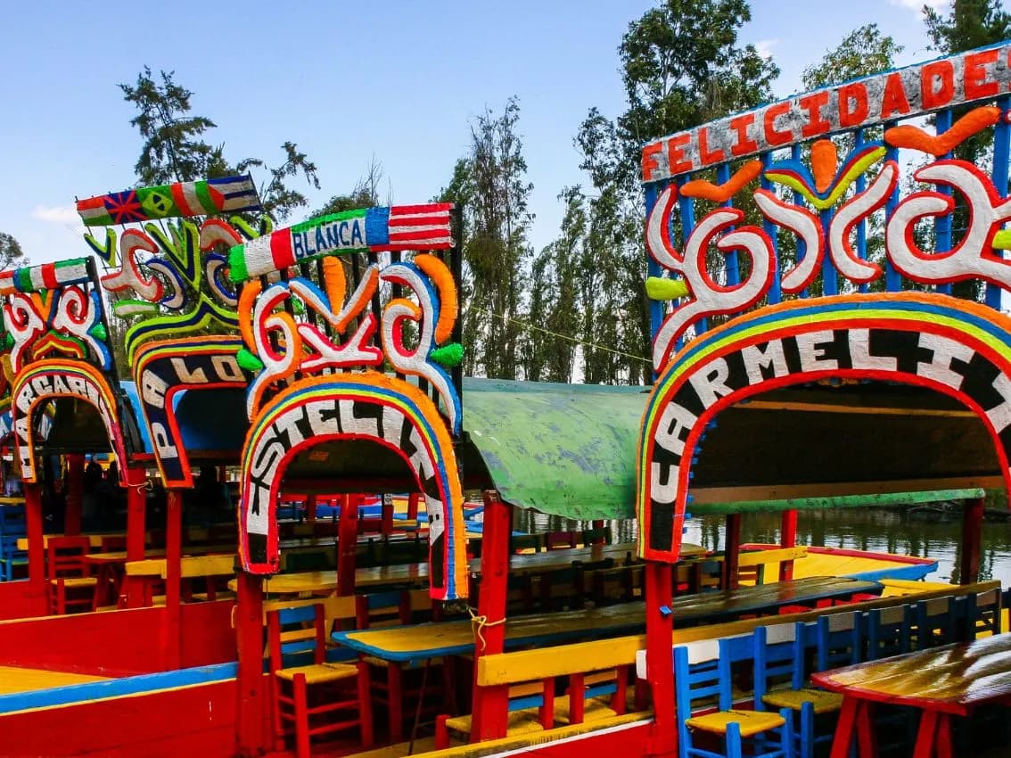 México DF. CITY TOUR + XOCHIMILCO