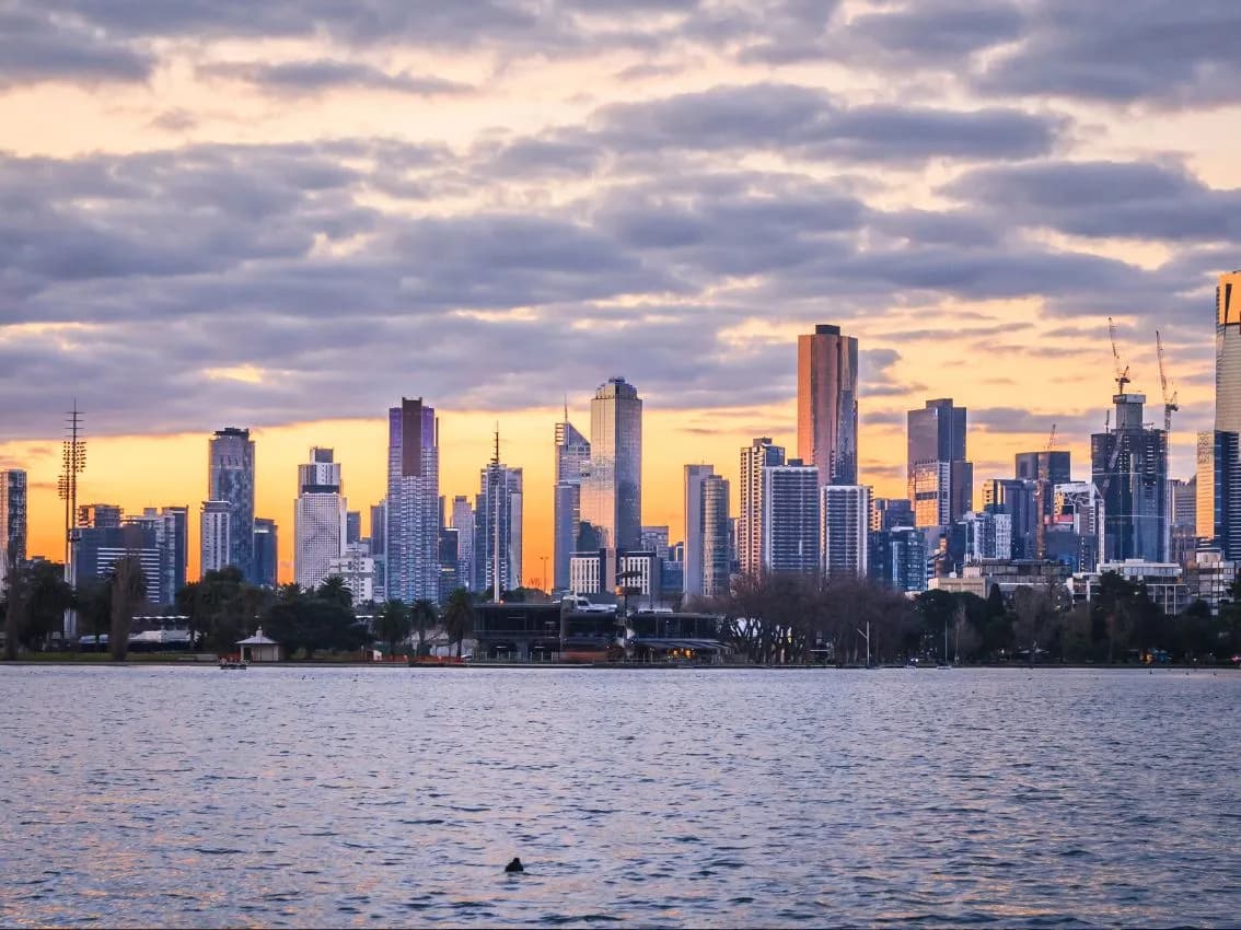 MELBOURNE – GREAT OCEAN ROAD – THE TWELVE APOSTLES – LOCH ARD GORGE